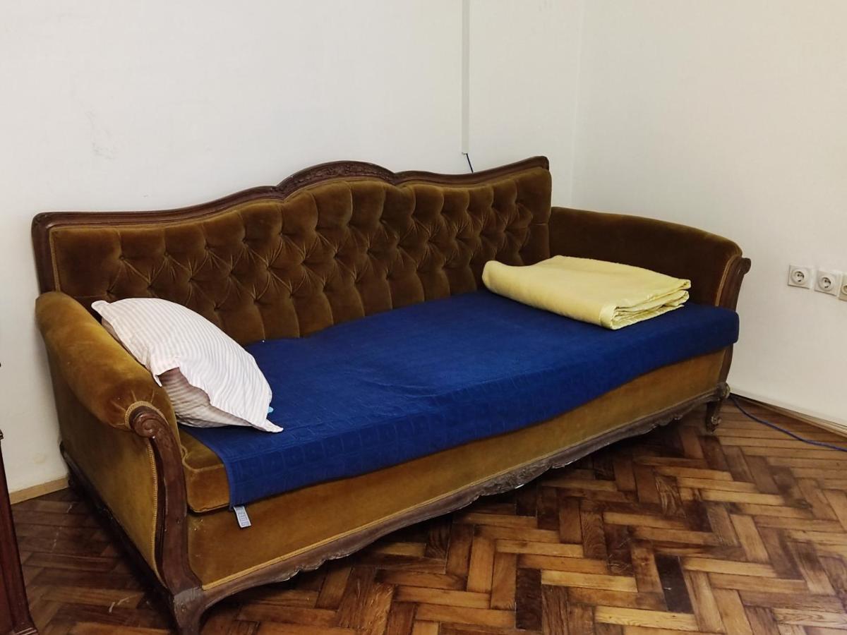 Vintage Apartment In The Center Of Novi Sad Eksteriør billede